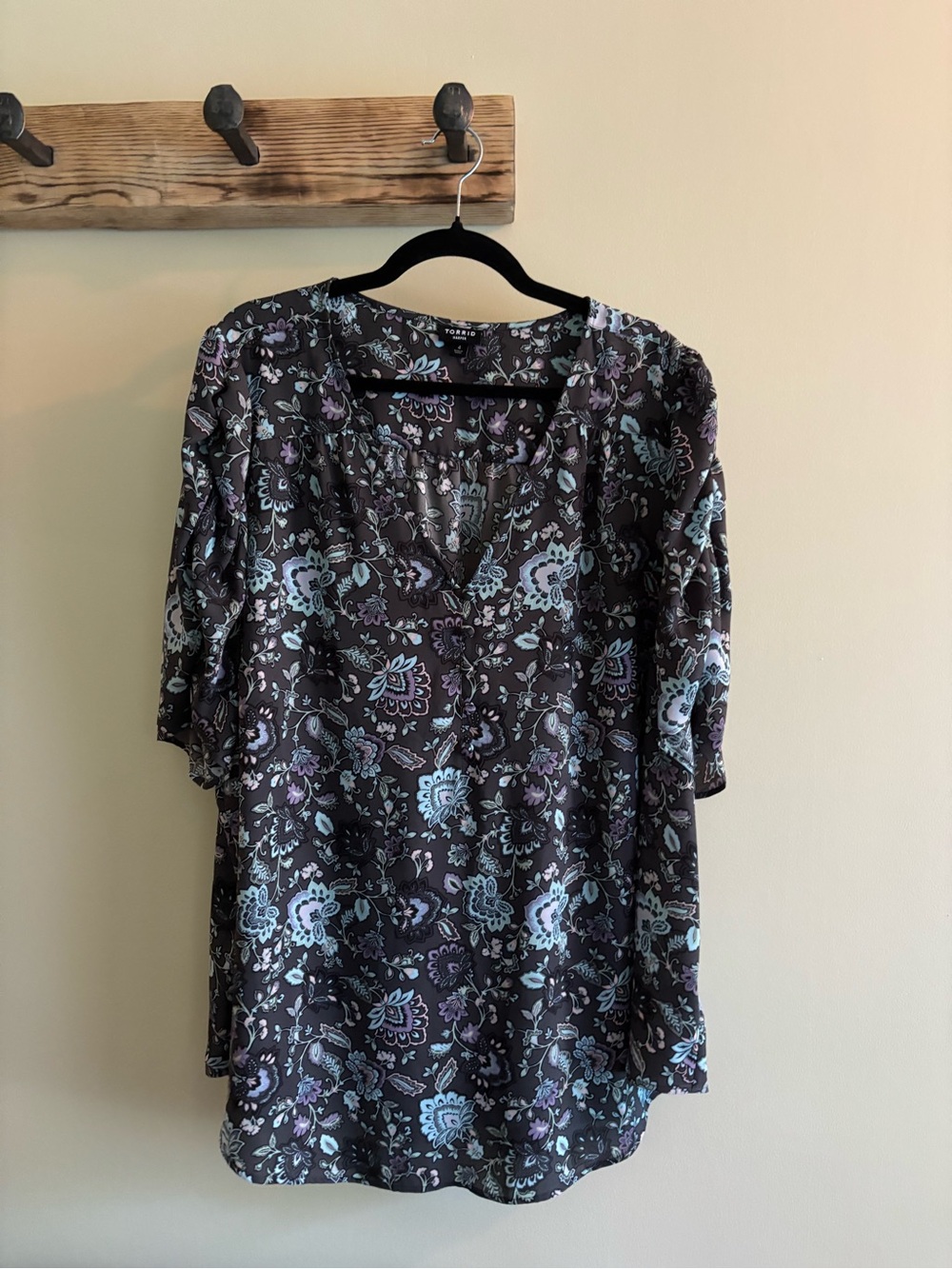 130.) Torrid / Grey Floral Blouse with Light Blue and Lavender Accent